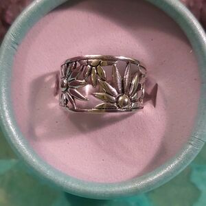Sterling Silver Flower Cut Out Ring